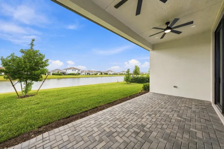 Covered lanai with pavers lakefront