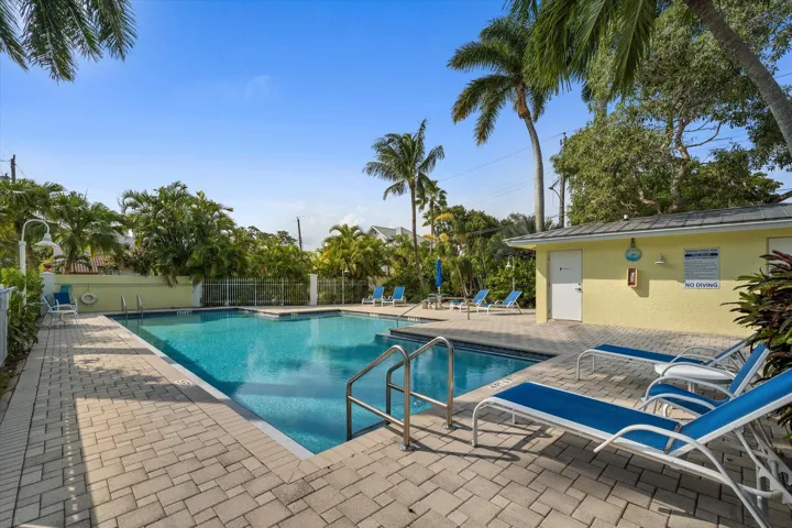 23-604 SW 8th Ave, Fort Lauderdale-24