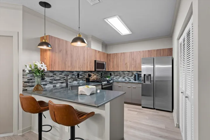 10-604 SW 8th Ave, Fort Lauderdale-39