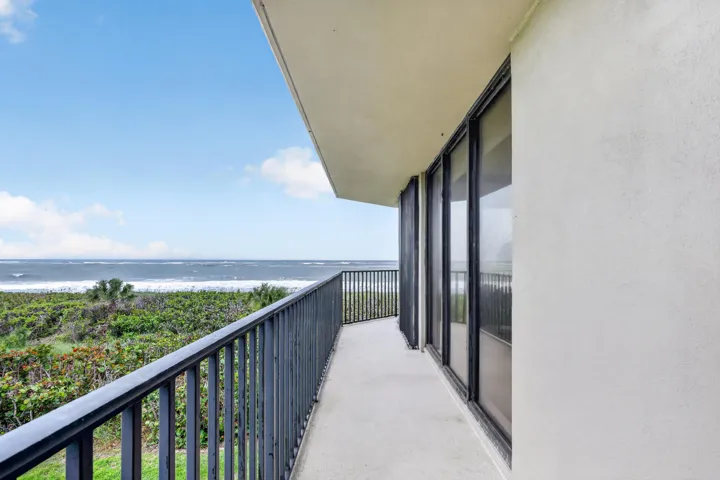WRAP AROUND BALCONY