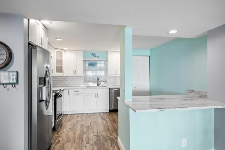 3040 Lake Shore Dr unit 903-11
