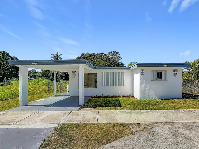 10235 SW 177th Street-17