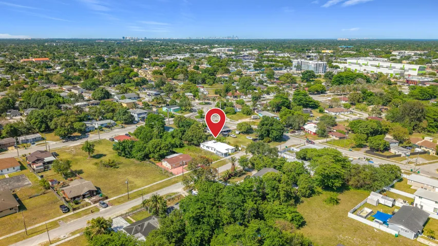 -10235 SW 177th​​‌​​​​‌​​‌‌​‌‌​​​‌‌​‌​‌​‌​​​‌​​ Street-Location-3