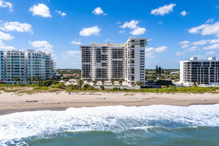050-2000SouthOceanBoulevard-6A-BocaRaton