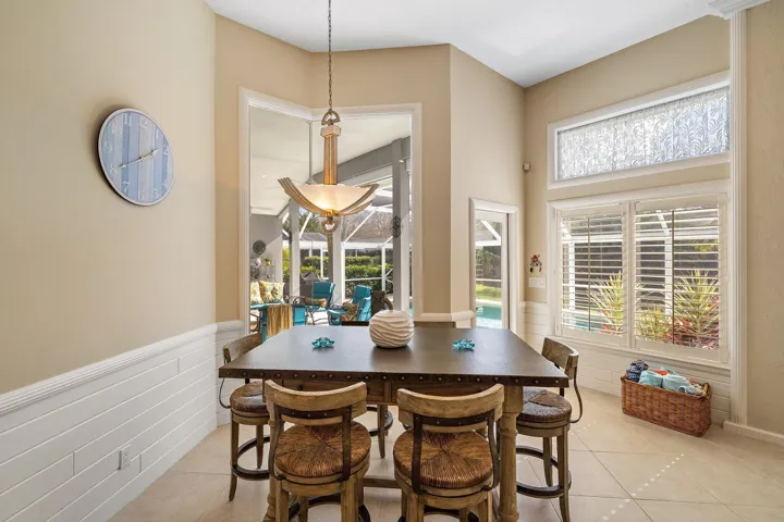 024-140ThorntonDr-PalmBeachGardens-FL-SM