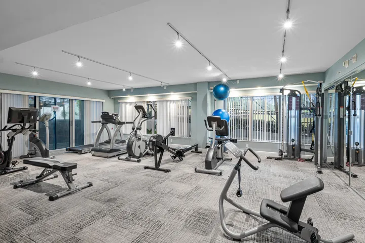 026-875EastCaminoReal-11-BocaRaton-FL-33