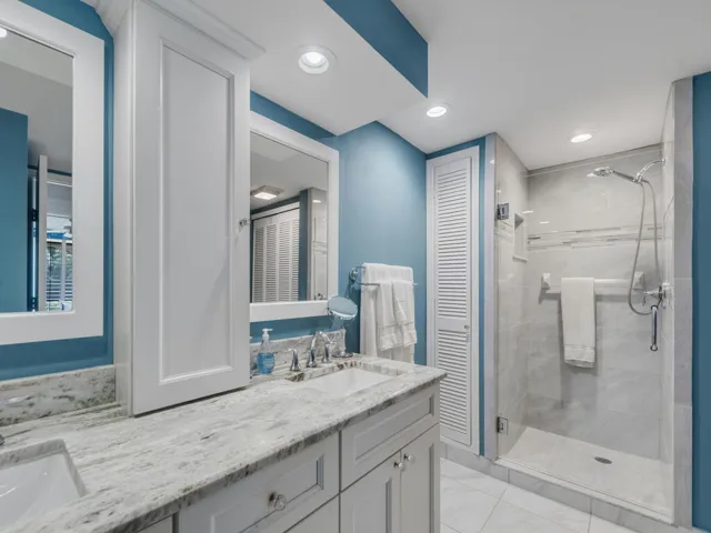Walk in shower