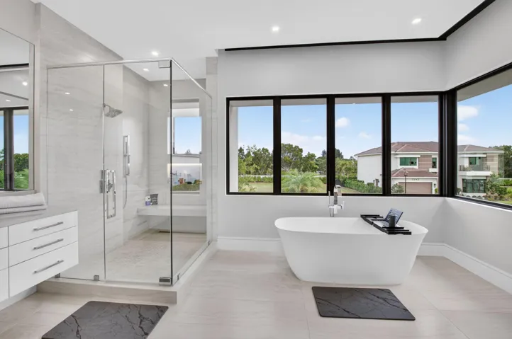 WALK IN SHOWER & SOAKING TUB