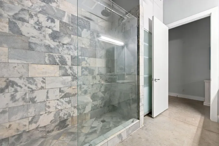 22-web-or-mls-434-nw-1st-ave-203