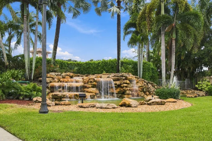 29-web-or-mls-10161-ravenna-way