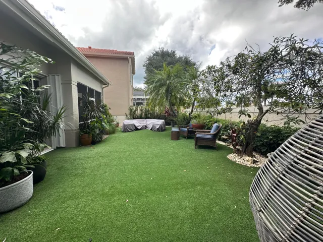 43 Pinnacle-Backyard 4