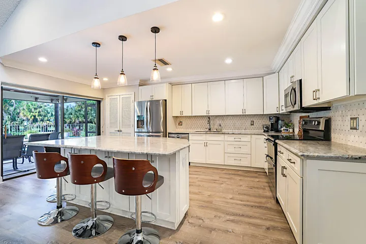 2458 SW Heronwood Rd-15