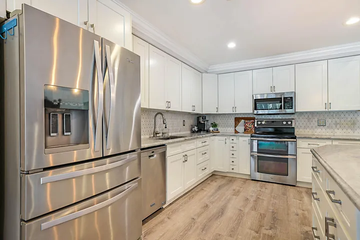 2458 SW Heronwood Rd-16
