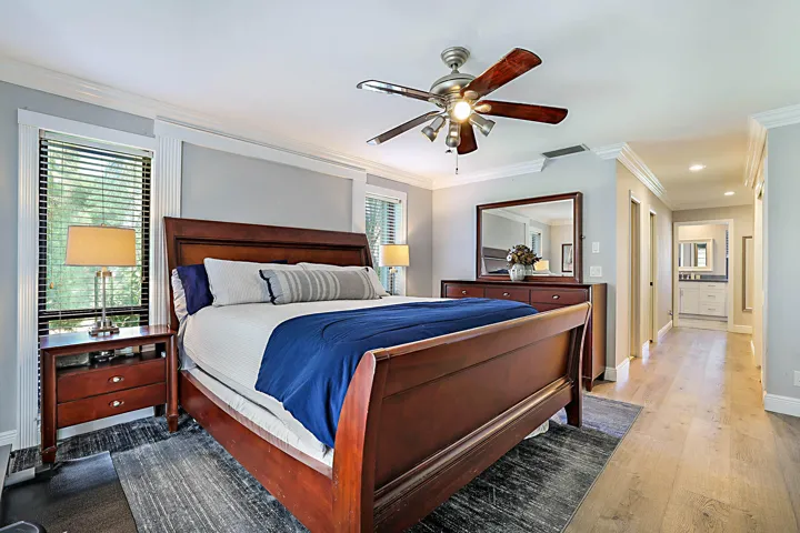2458 SW Heronwood Rd-31