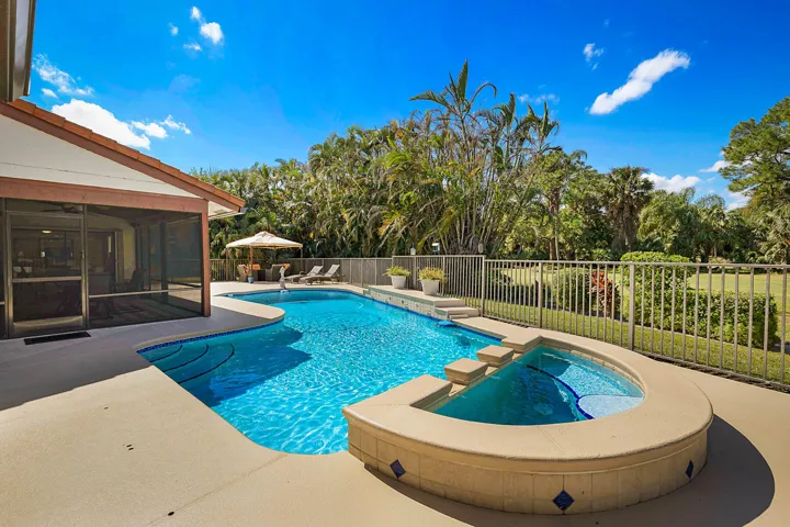 2458 SW Heronwood Rd-52
