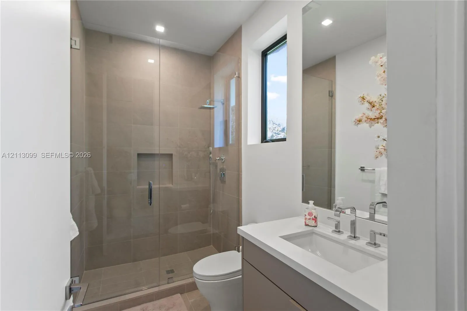 Property photo 82