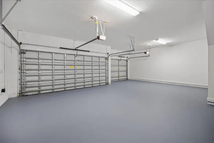 3 Car Garage