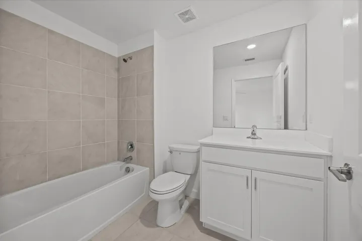 Bath Rm 2 UL