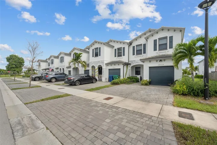 Two-story corner TH