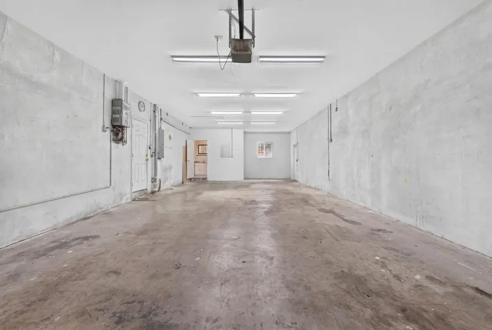 4 car garage