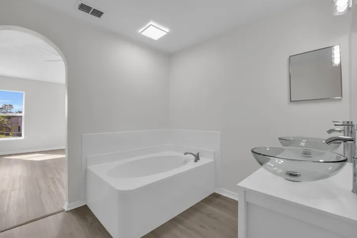 27_2824 corrigan dr-23
