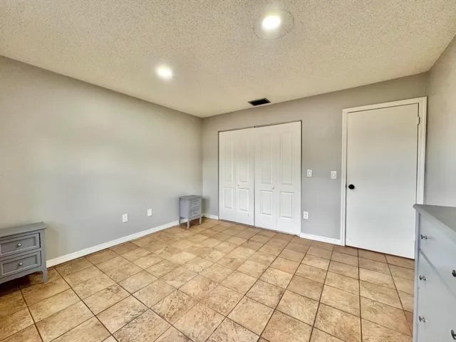 Guest Room C