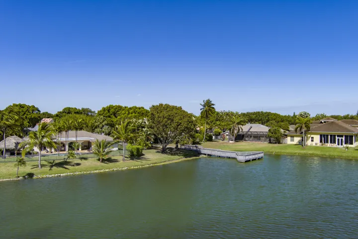 Pheasant Walk Community Lake
