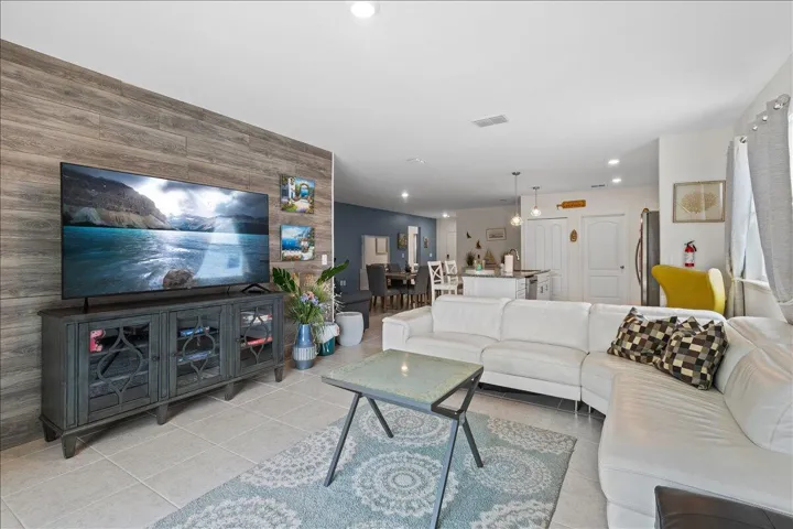12-Living Room