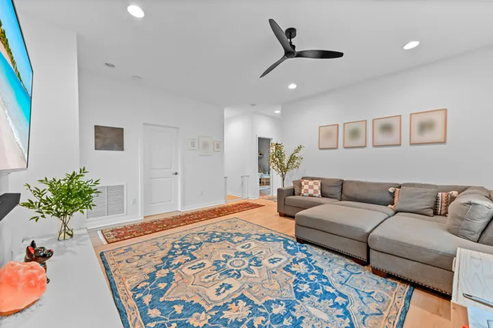 Second Floor Family Room