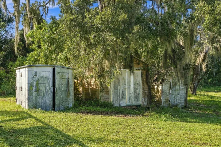 3 Sheds