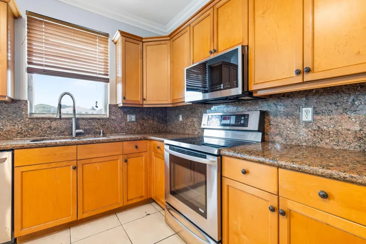 4904 SW 164th Ave Miramar_MLS-20