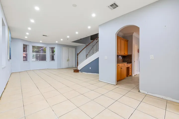 4904 SW 164th Ave Miramar_MLS-18