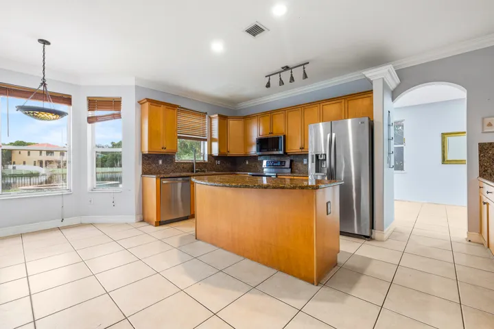 4904 SW 164th Ave Miramar_MLS-19