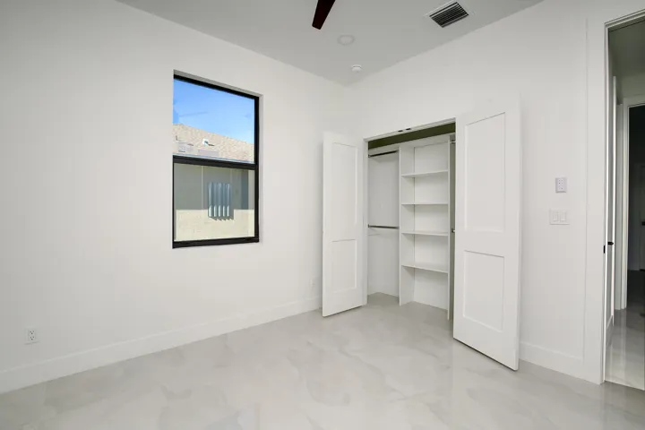 5203SouthLovoy-22