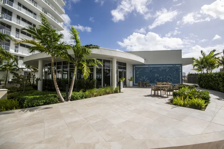 Tropical Bar Pavilion