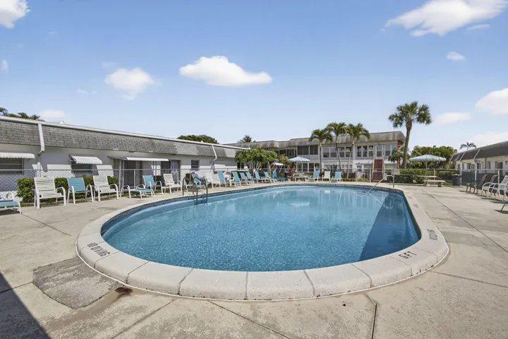 43-web-or-mls-Plymouth Sheffiled Pool 2