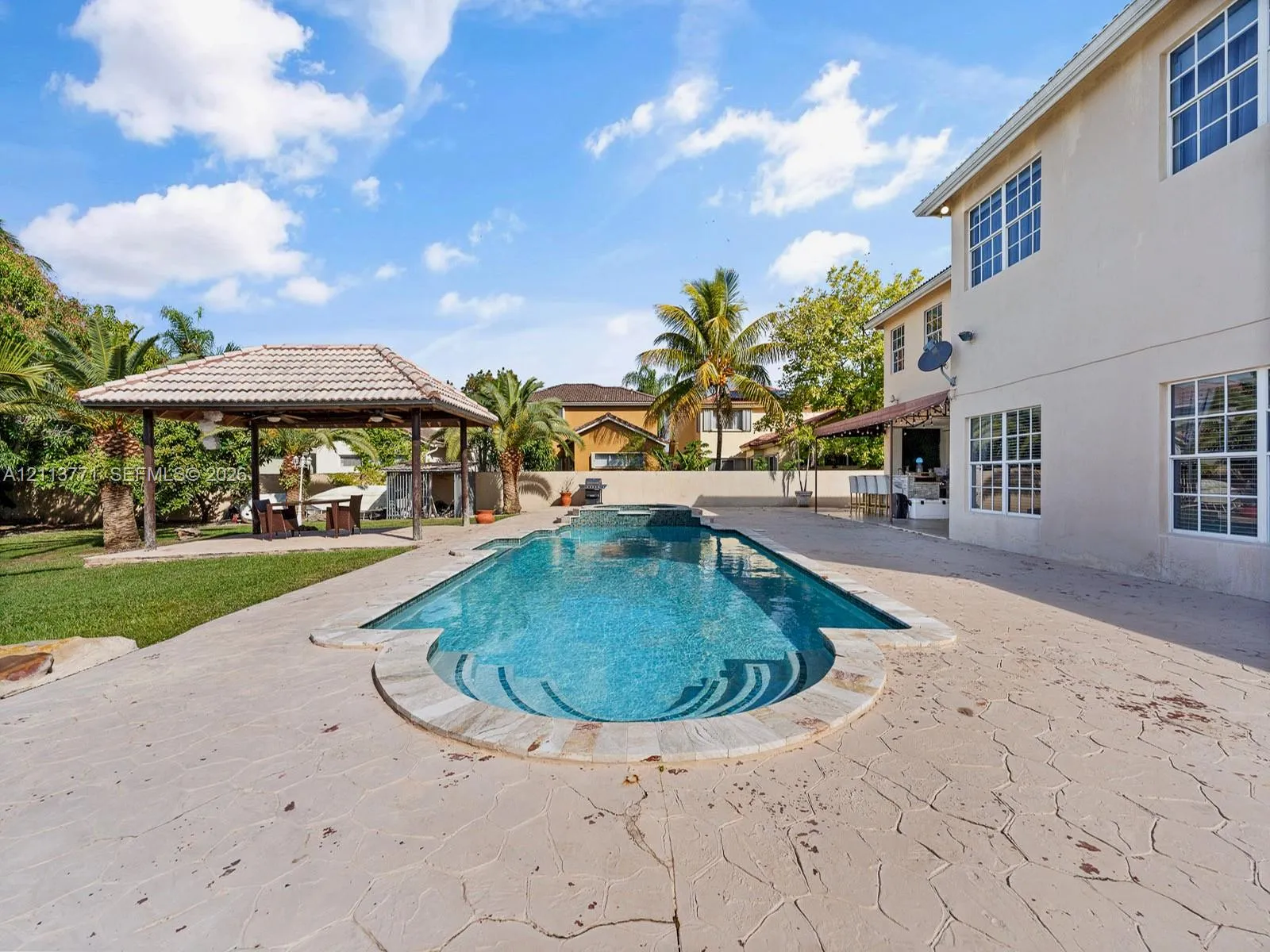 Property photo 24