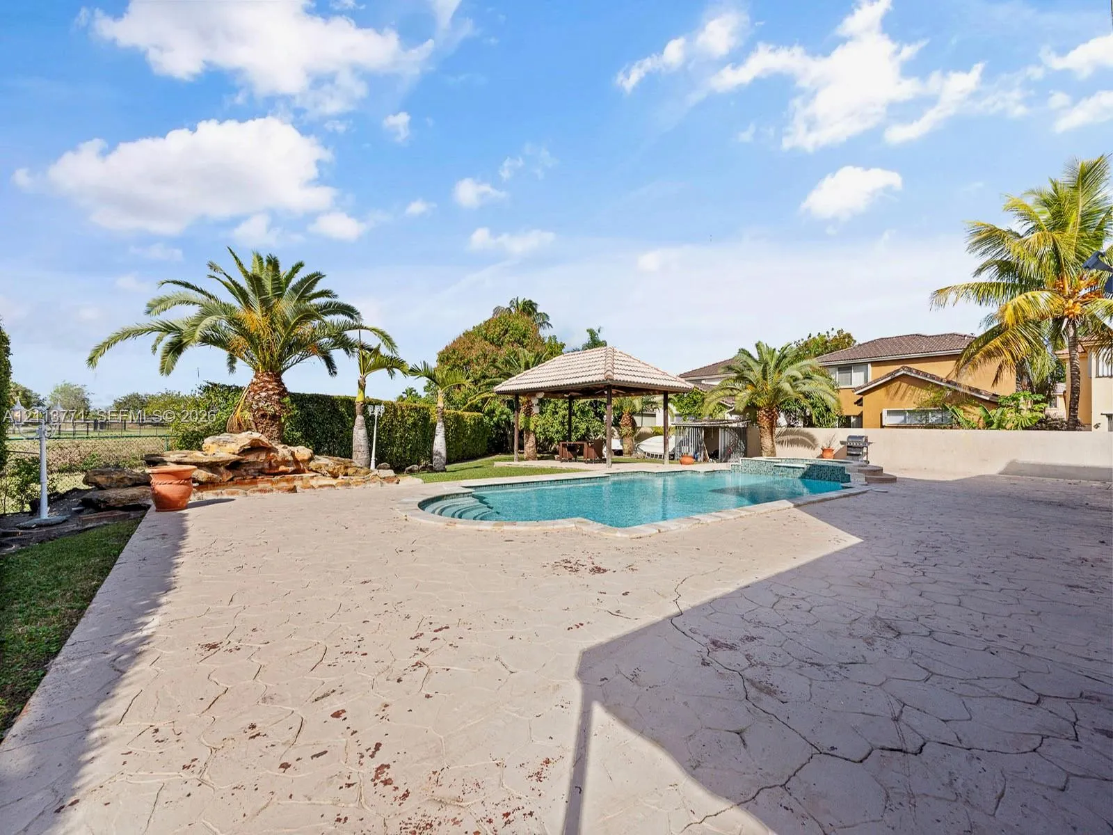 Property photo 23
