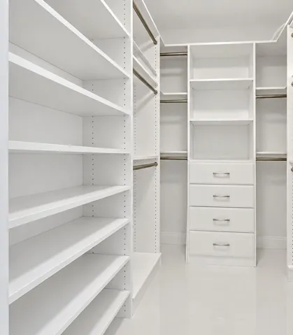 closet_photo_1