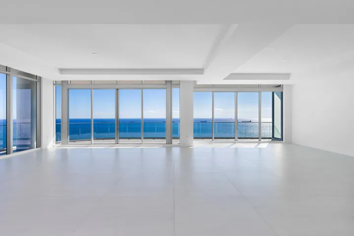 Penthouse 2602