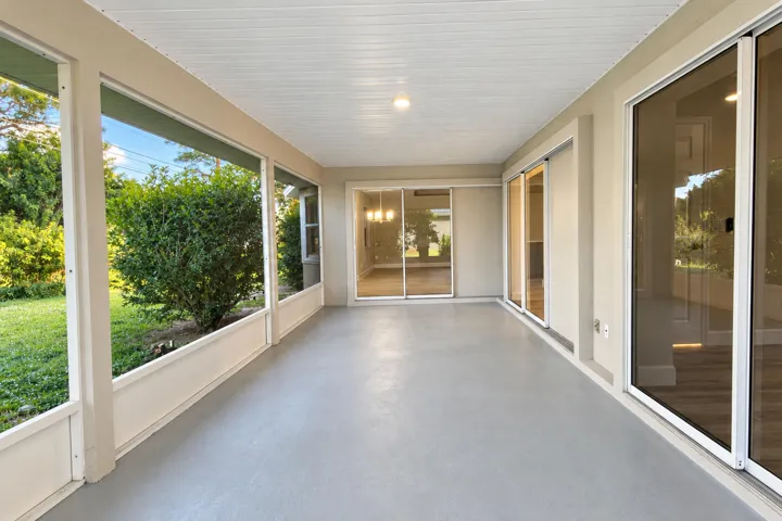 alt view porch