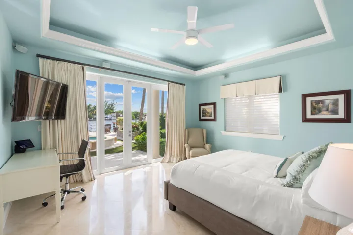 24-web-or-mls-2200 Intracoastal Dr Fort