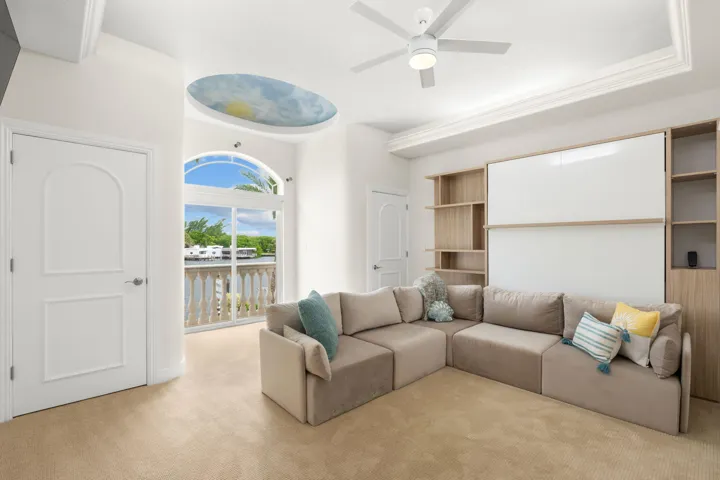 67-web-or-mls-2200 Intracoastal Dr Fort