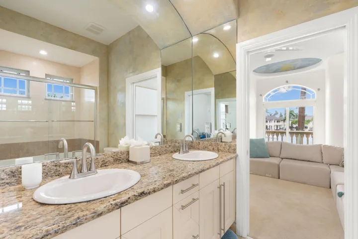 71-web-or-mls-2200 Intracoastal Dr Fort