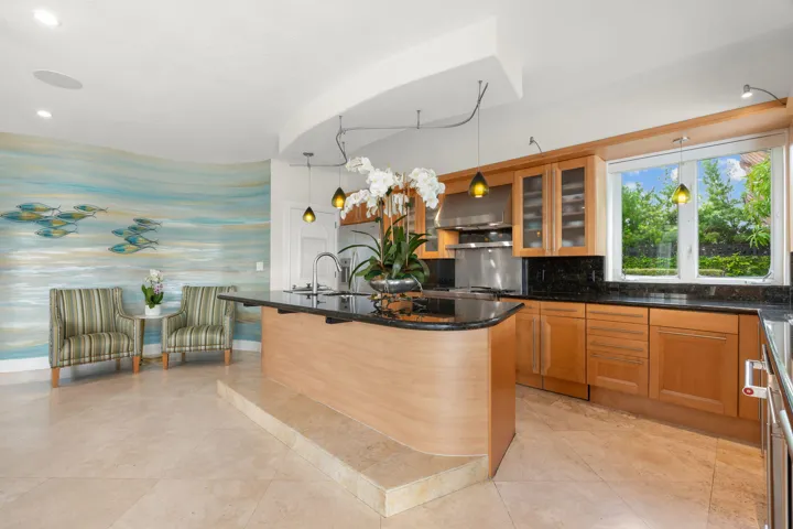 33-web-or-mls-2200 Intracoastal Dr Fort
