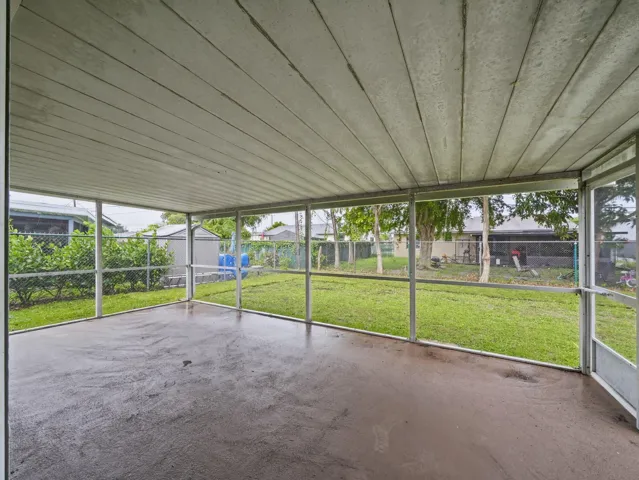 6 Patio (1)