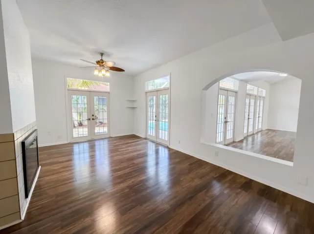 Spacious Family Room