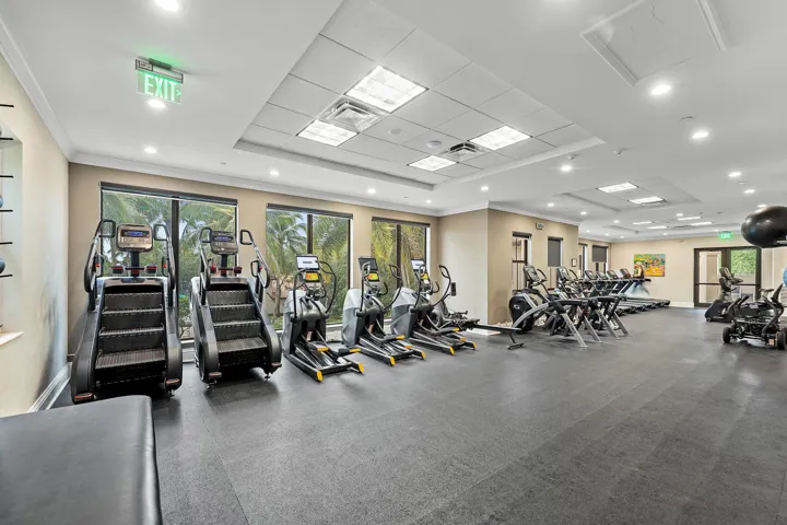 111-17963LakeAzureWay-BocaRaton-FL-33496