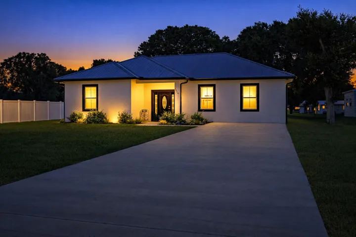 1014 SW 11th Street-35