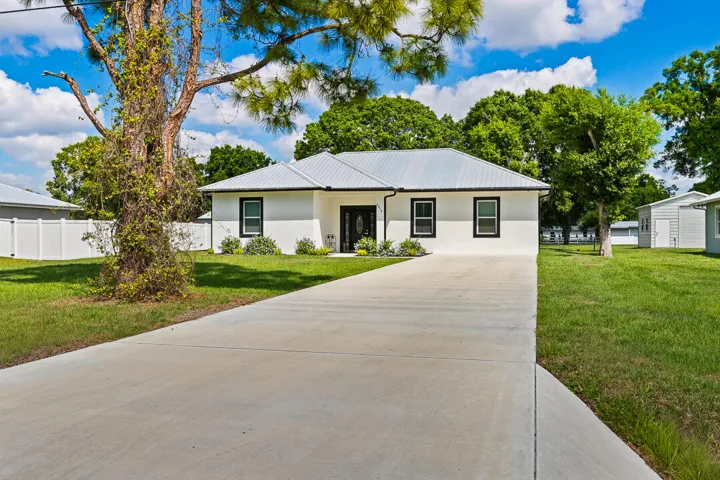 1014 SW 11th Street-10
